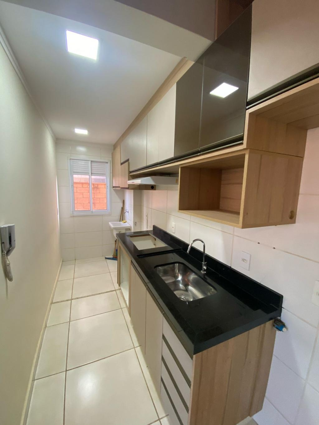 Apartamento à venda com 2 quartos, 45m² - Foto 13