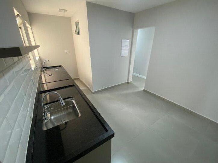 Apartamento à venda com 3 quartos, 70m² - Foto 4
