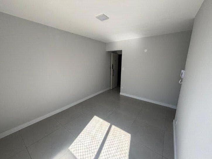Apartamento à venda com 3 quartos, 70m² - Foto 14
