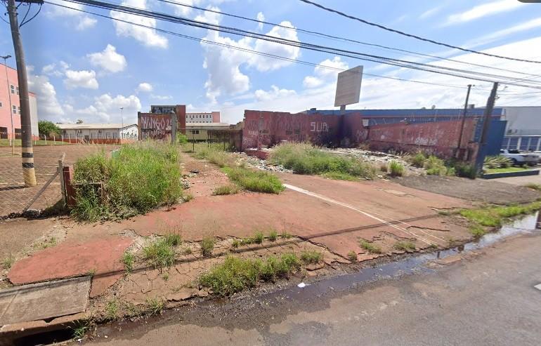 Terreno à venda, 2000m² - Foto 1