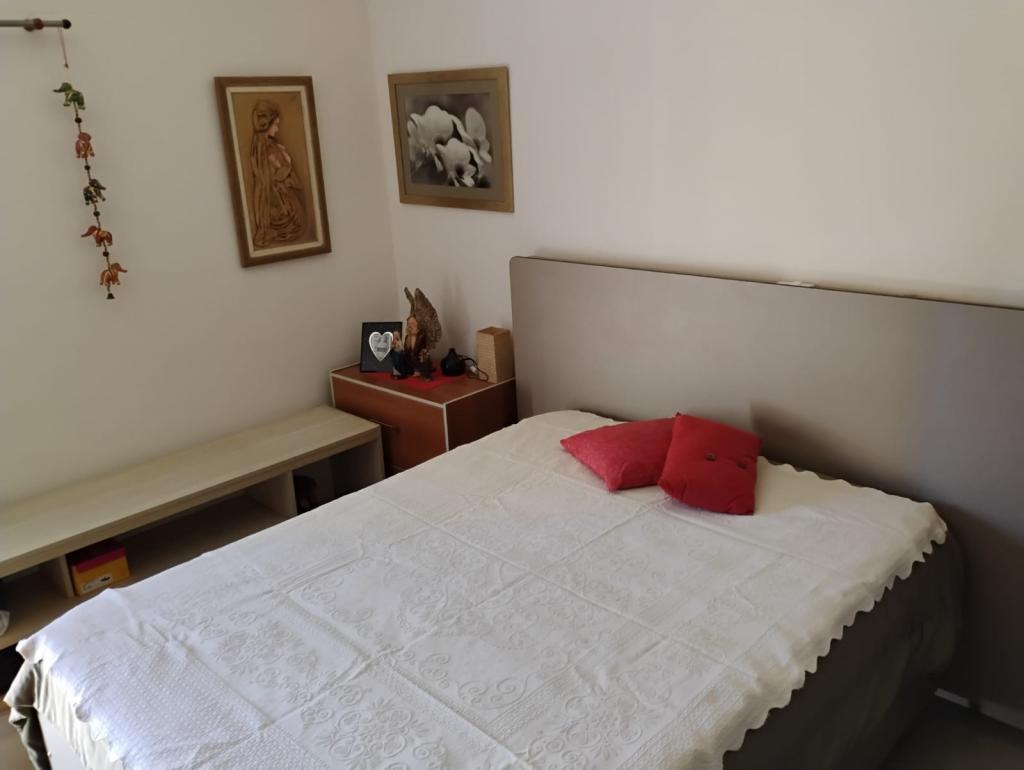 Casa à venda com 2 quartos, 50m² - Foto 2