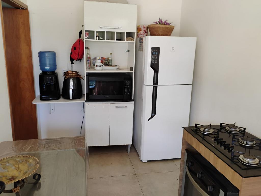 Casa à venda com 2 quartos, 50m² - Foto 4