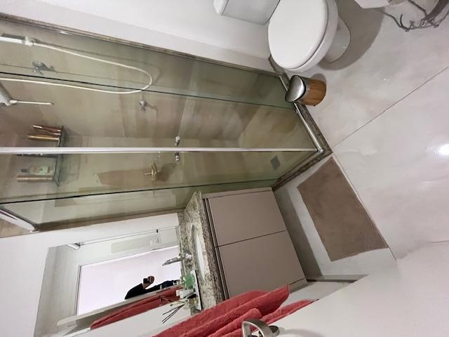 Apartamento à venda com 2 quartos, 74m² - Foto 29