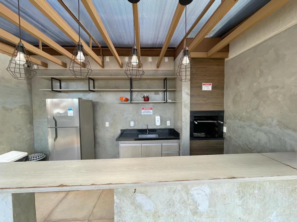 Apartamento à venda com 2 quartos, 42m² - Foto 2