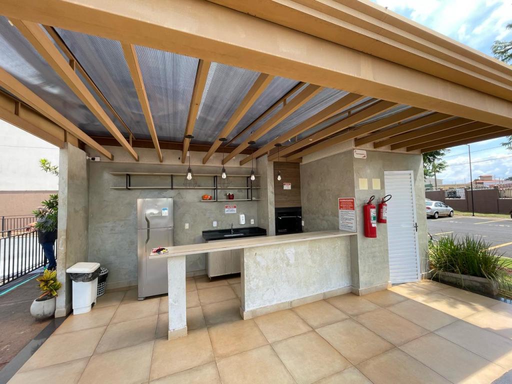 Apartamento à venda com 2 quartos, 42m² - Foto 4