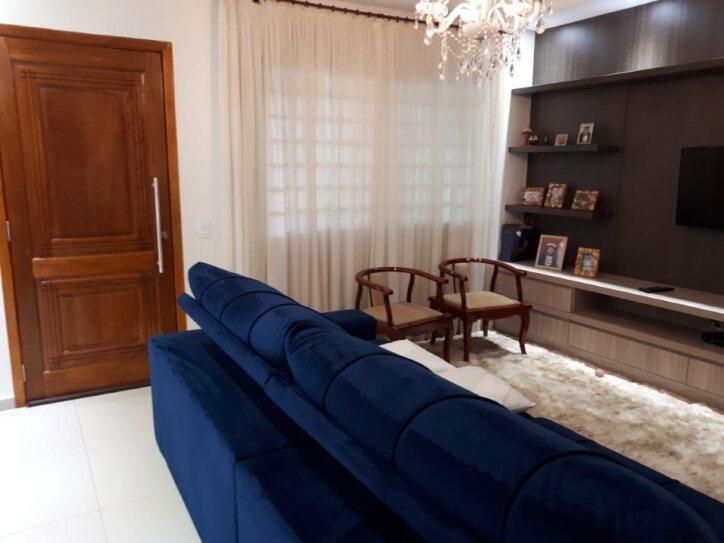 Casa à venda com 4 quartos, 166m² - Foto 4