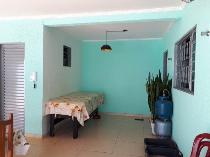 Casa à venda com 4 quartos, 166m² - Foto 8