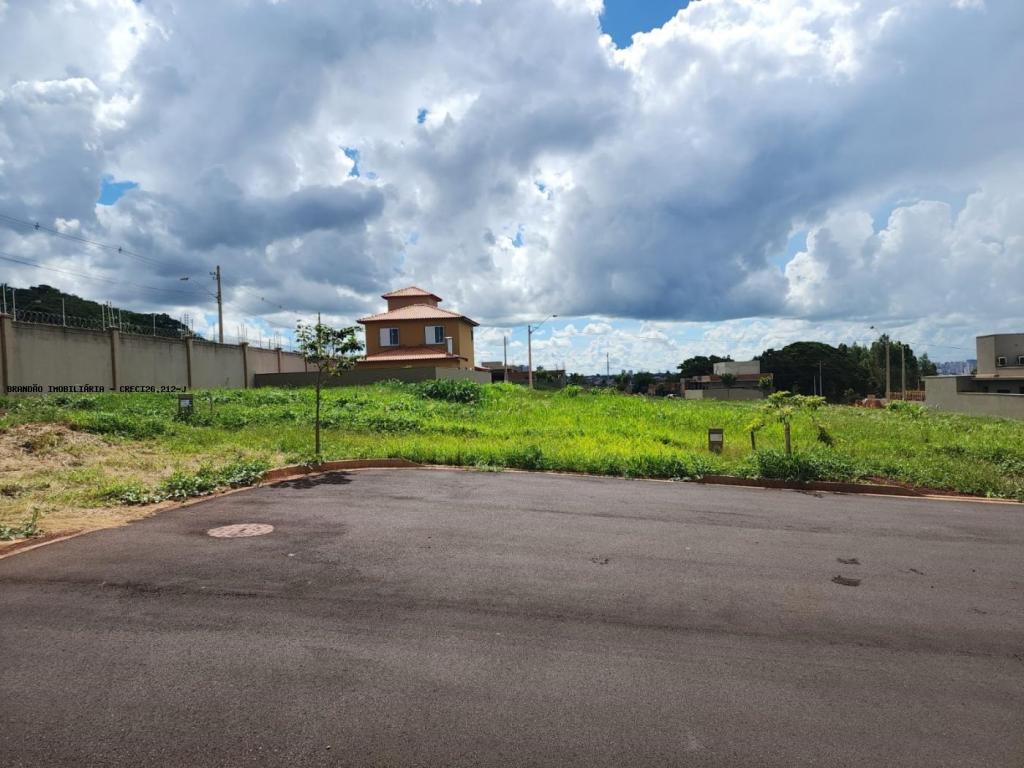 Terreno, 250 m² - Foto 1