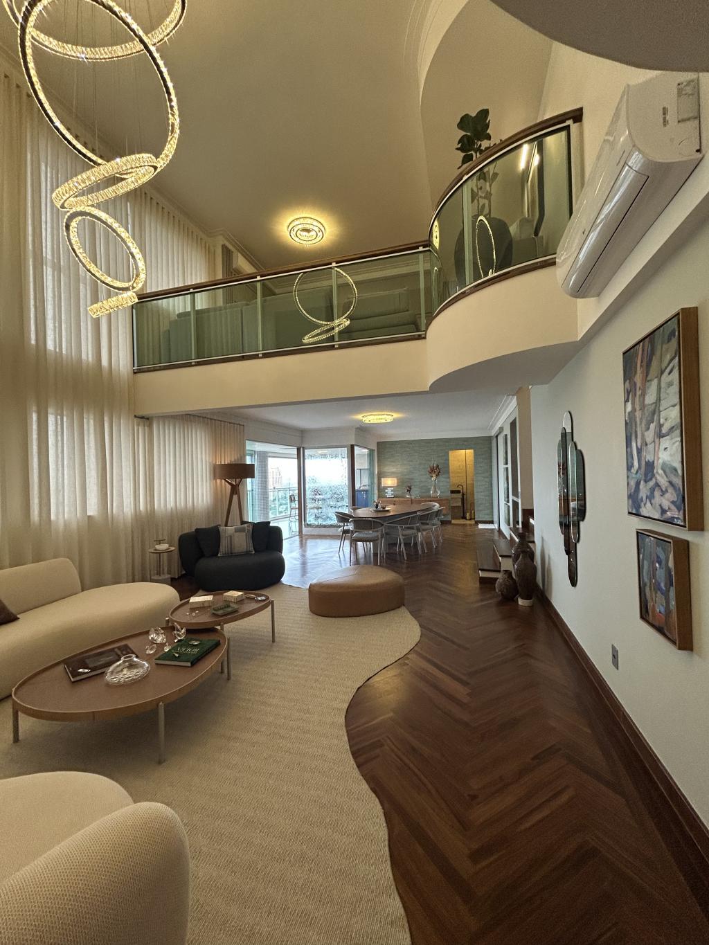Apartamento à venda com 3 quartos, 249m² - Foto 1