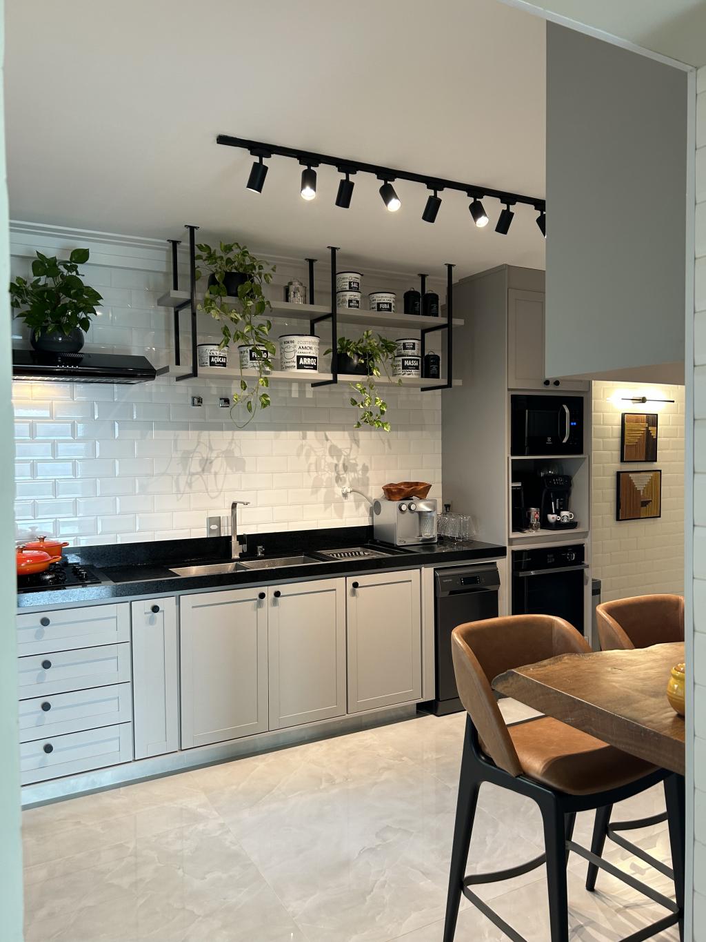 Apartamento à venda com 3 quartos, 249m² - Foto 32