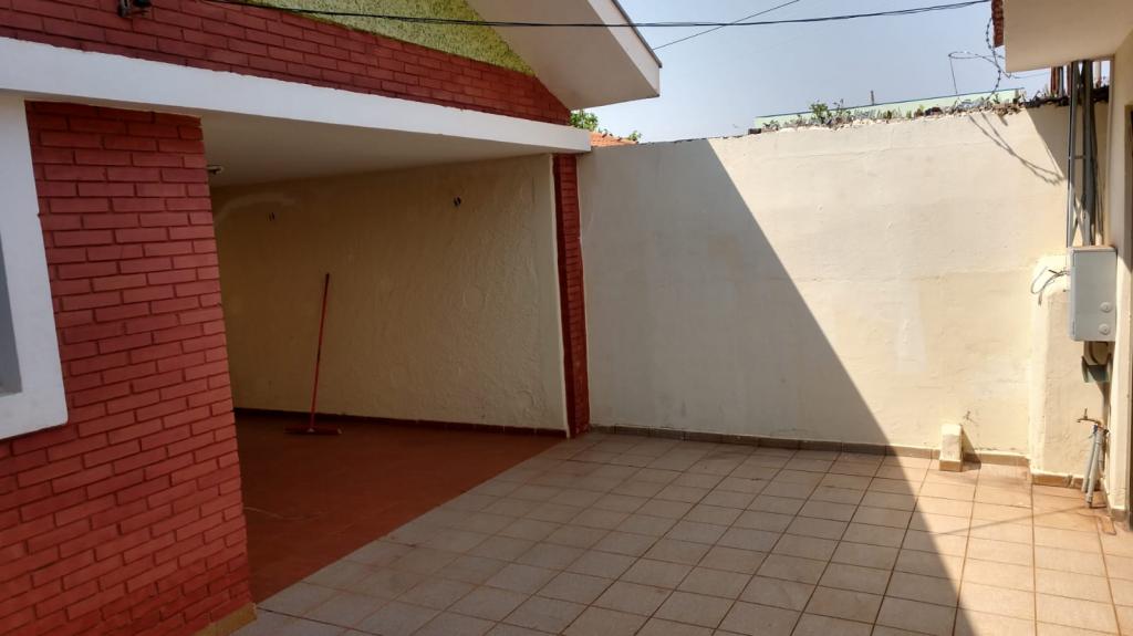 Casa à venda com 5 quartos, 171m² - Foto 3