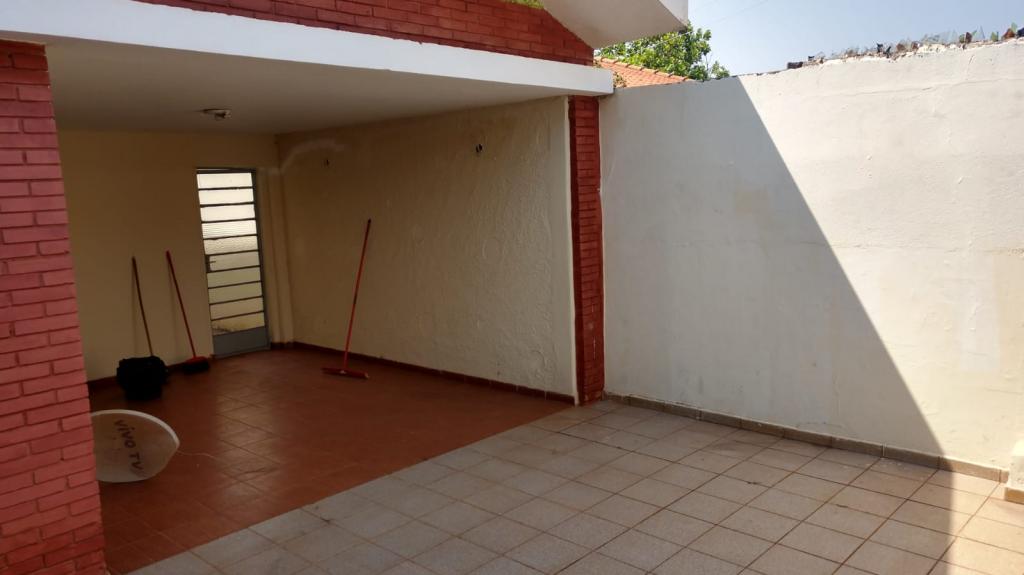 Casa à venda com 5 quartos, 171m² - Foto 6