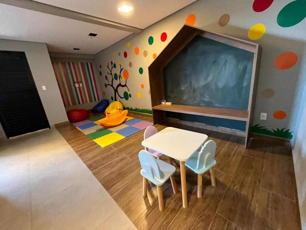 Apartamento à venda com 2 quartos, 65m² - Foto 15