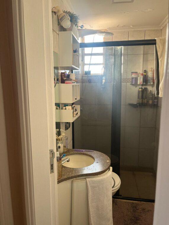 Apartamento à venda com 2 quartos, 62m² - Foto 2