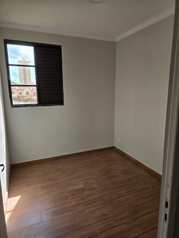 Apartamento à venda com 3 quartos, 66m² - Foto 4