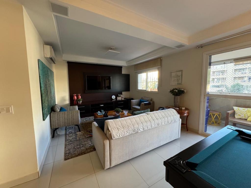 Apartamento à venda com 3 quartos, 202m² - Foto 22