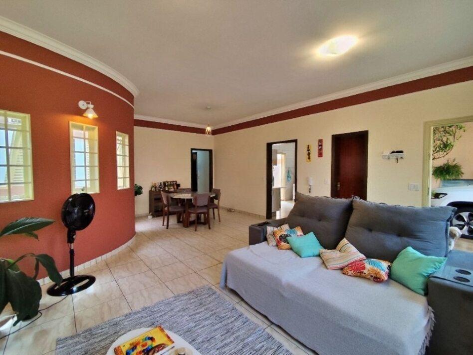 Casa à venda com 3 quartos, 153m² - Foto 5