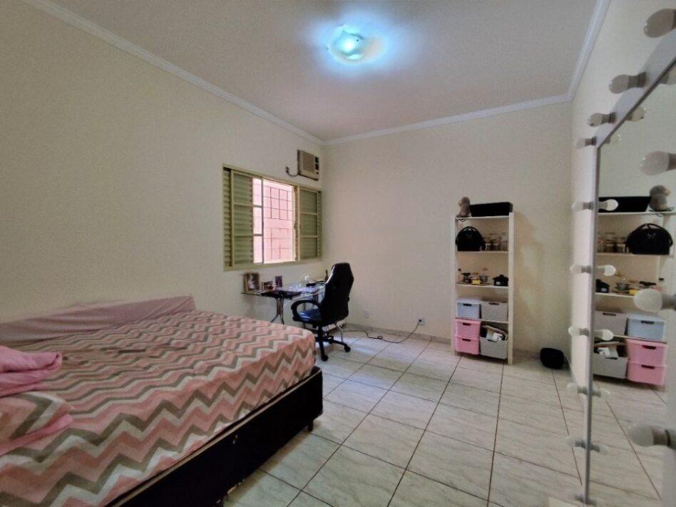 Casa à venda com 3 quartos, 153m² - Foto 9