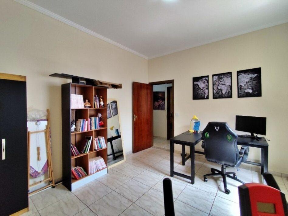 Casa à venda com 3 quartos, 153m² - Foto 14