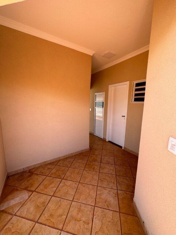 Casa à venda com 5 quartos, 324m² - Foto 12