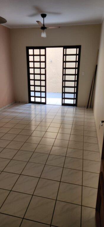 Apartamento à venda com 3 quartos, 93m² - Foto 1
