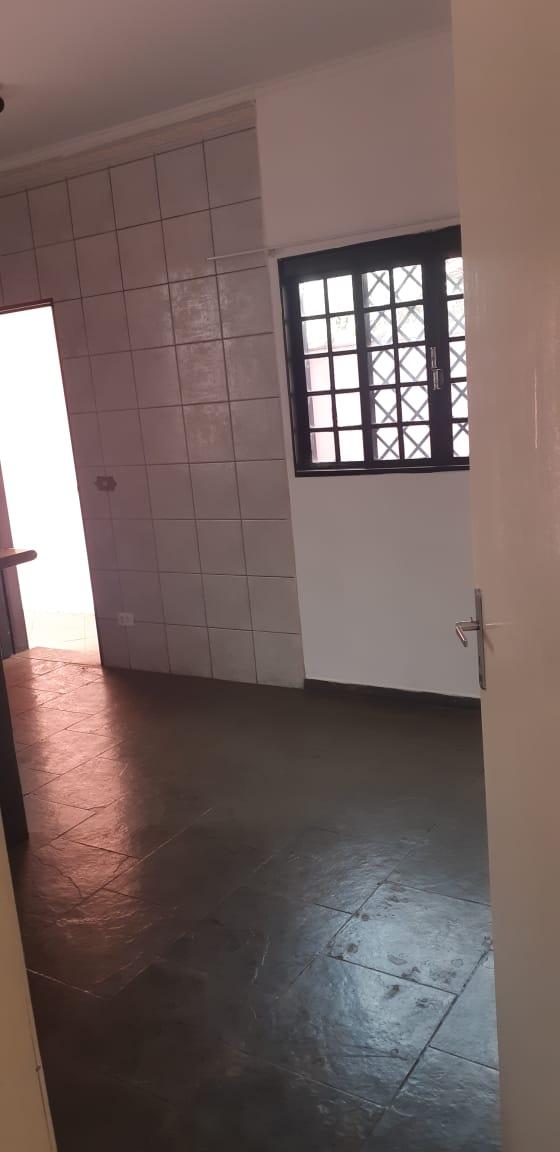 Casa à venda com 2 quartos, 85m² - Foto 9