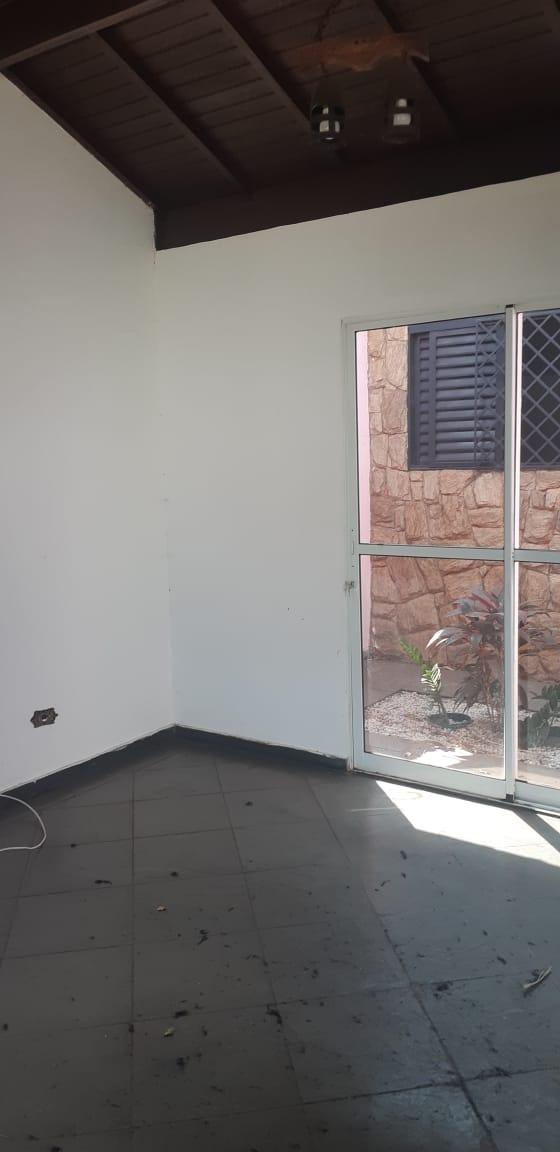 Casa à venda com 2 quartos, 85m² - Foto 16