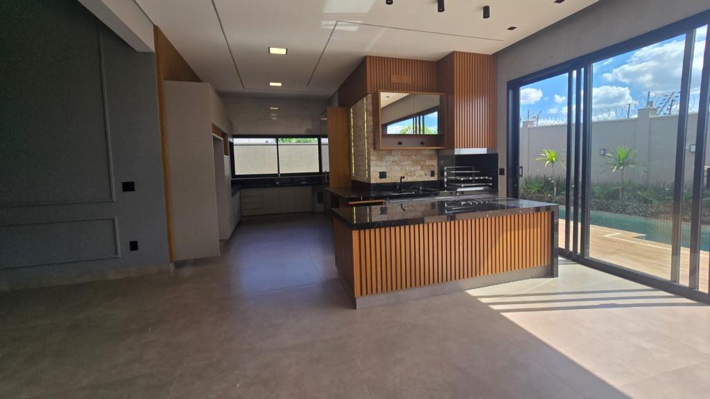 Casa de Condomínio à venda com 3 quartos, 253m² - Foto 4