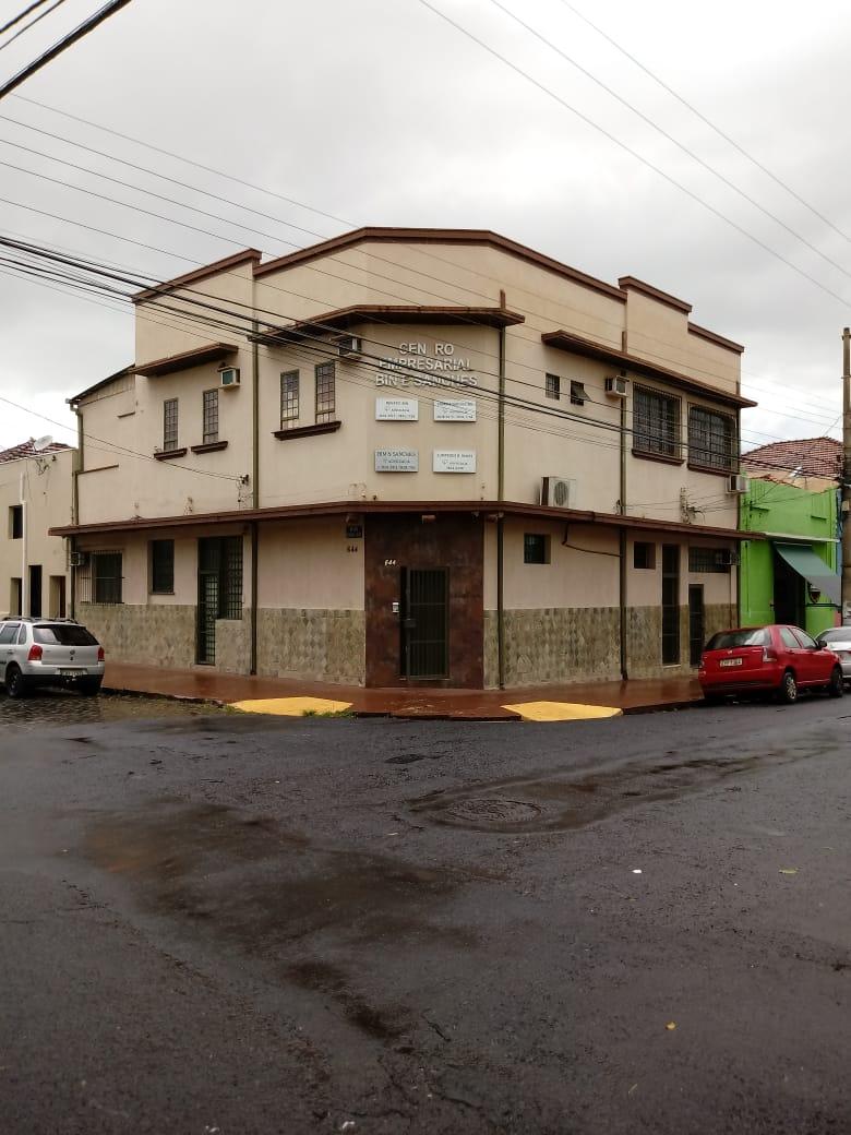 Conjunto Comercial-Sala à venda com 11 quartos, 300m² - Foto 1