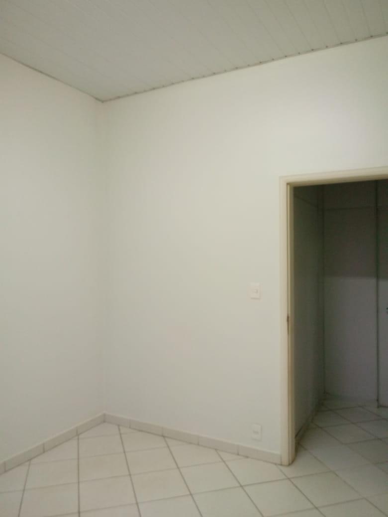 Conjunto Comercial-Sala à venda com 11 quartos, 300m² - Foto 10