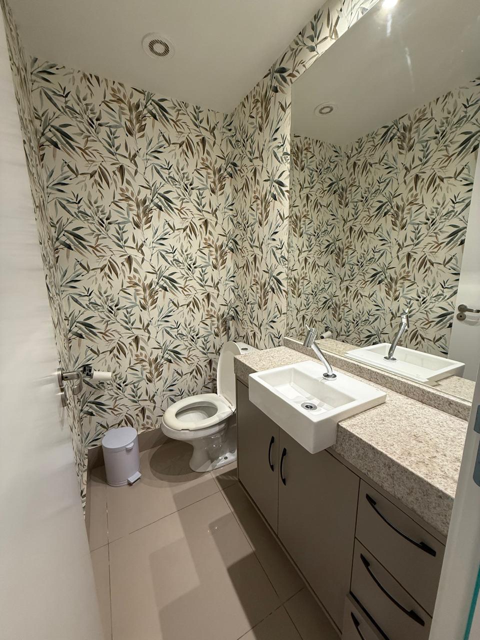 Apartamento à venda com 3 quartos, 96m² - Foto 4