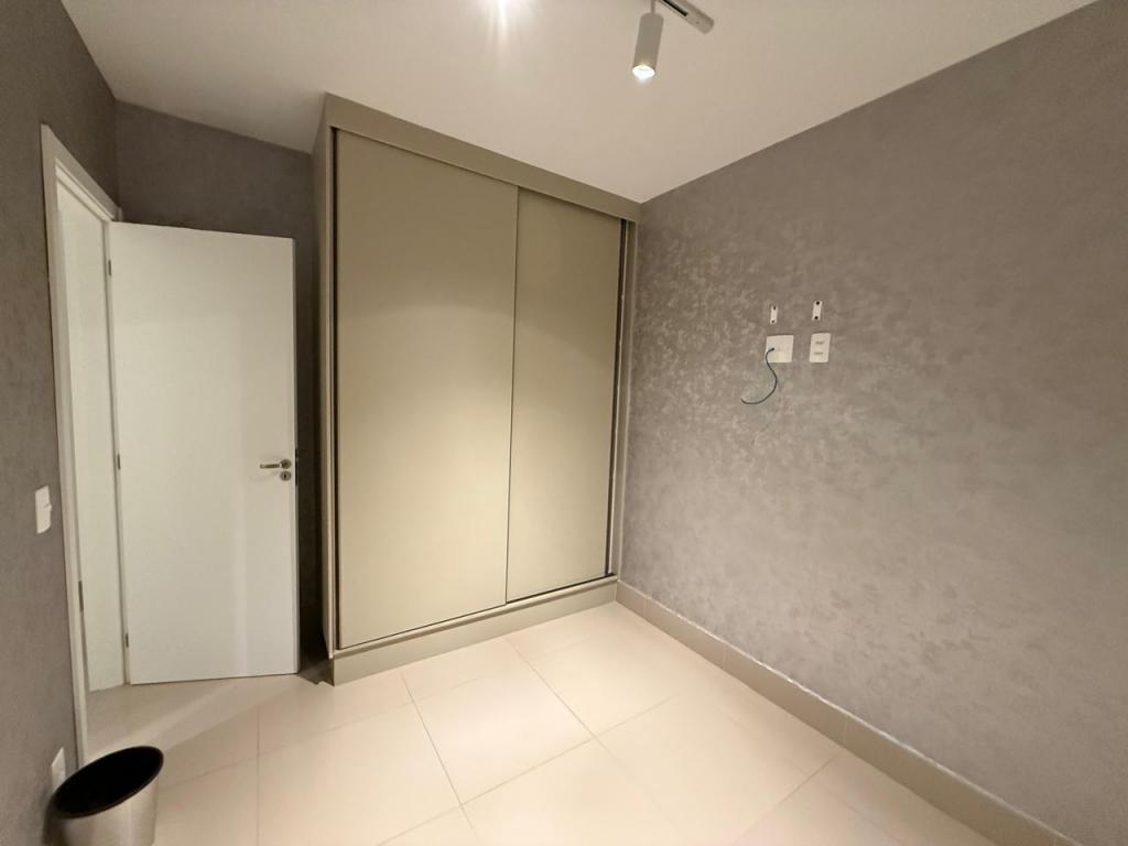 Apartamento à venda com 3 quartos, 96m² - Foto 11