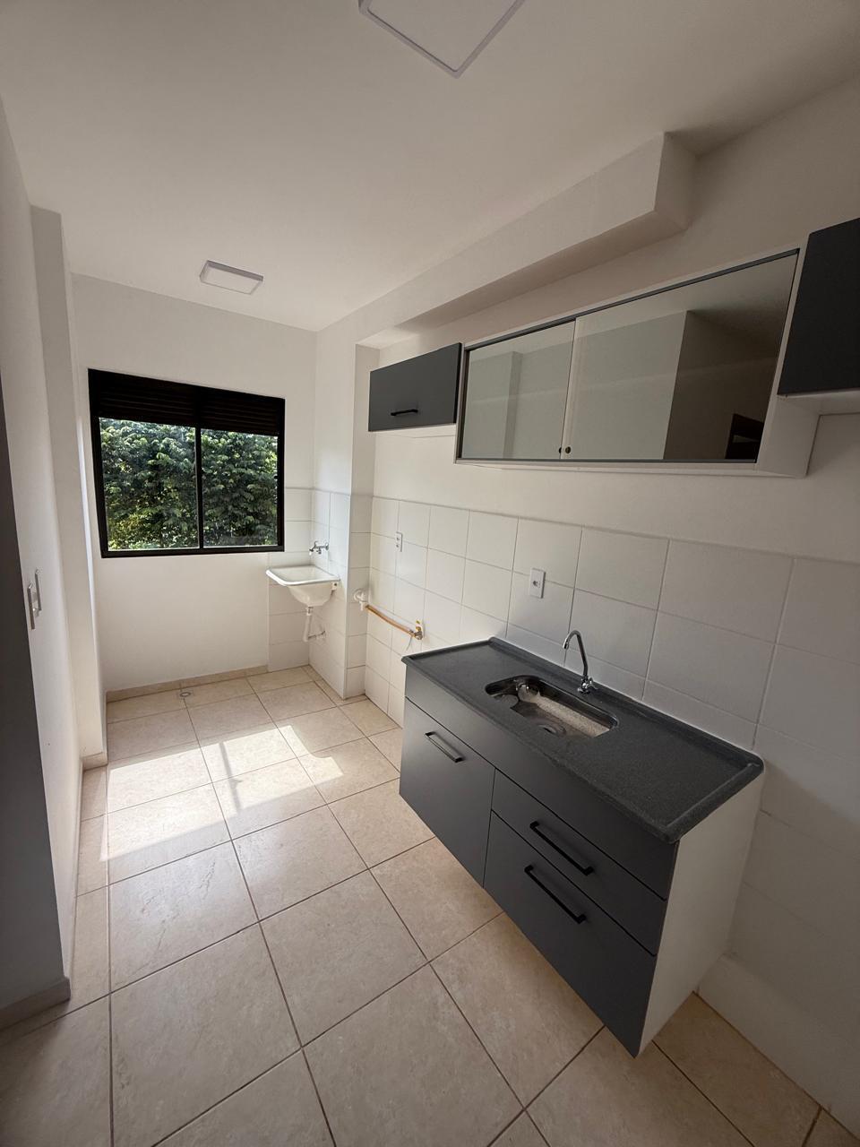 Apartamento à venda com 2 quartos, 42m² - Foto 4