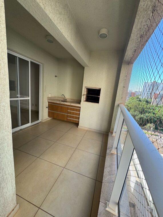 Apartamento à venda com 3 quartos, 95m² - Foto 10