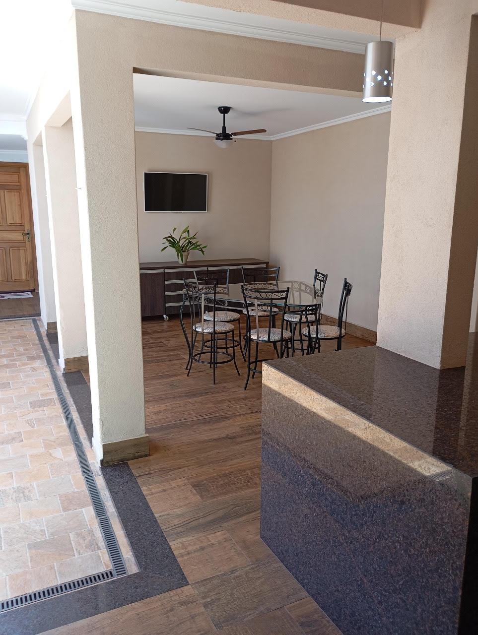 Linda casa no Campos Eliseos com 2 quartos sendo 1 suite #38