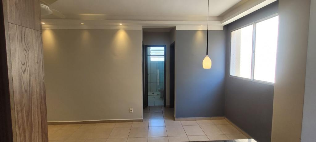 Apartamento à venda com 2 quartos, 48m² - Foto 2