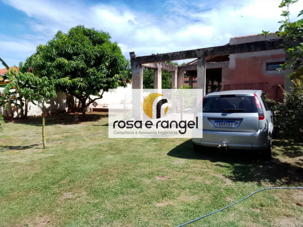 Chácara à venda com 3 quartos, 200m² - Foto 8