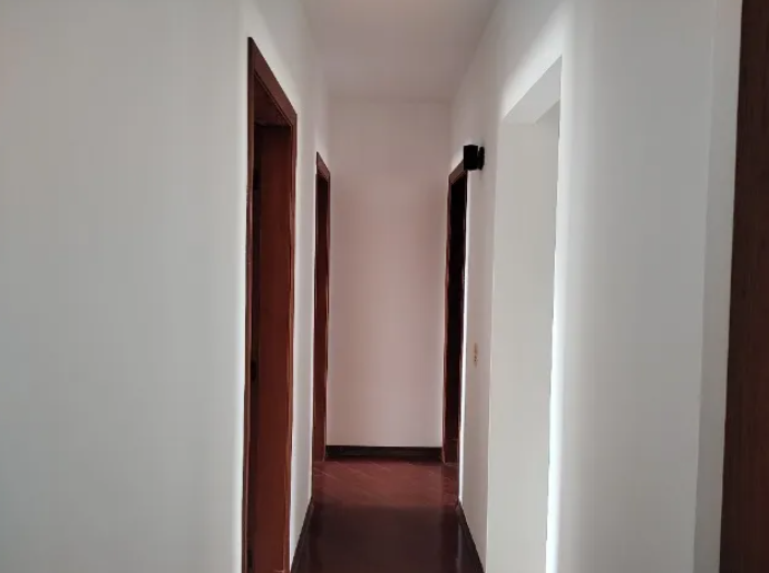 Apartamento à venda com 3 quartos, 124m² - Foto 2