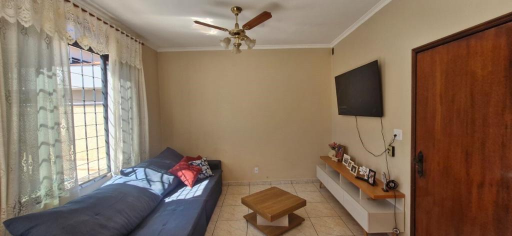 Casa à venda com 4 quartos, 249m² - Foto 5