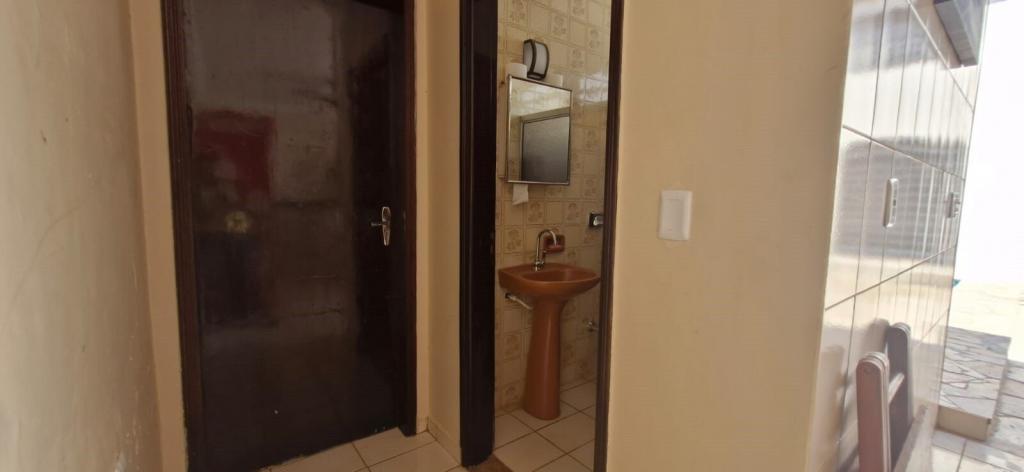 Casa à venda com 4 quartos, 249m² - Foto 8
