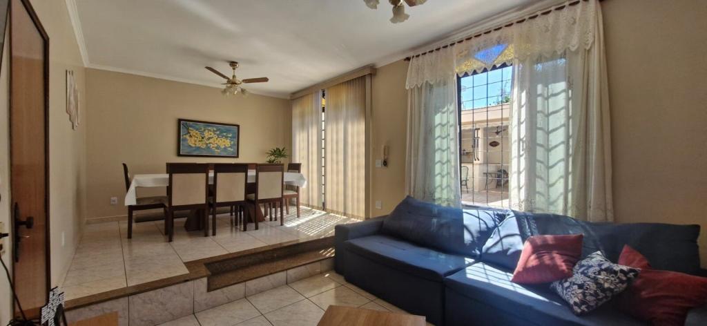 Casa à venda com 4 quartos, 249m² - Foto 12