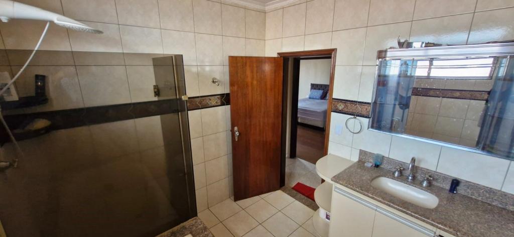 Casa à venda com 4 quartos, 249m² - Foto 19