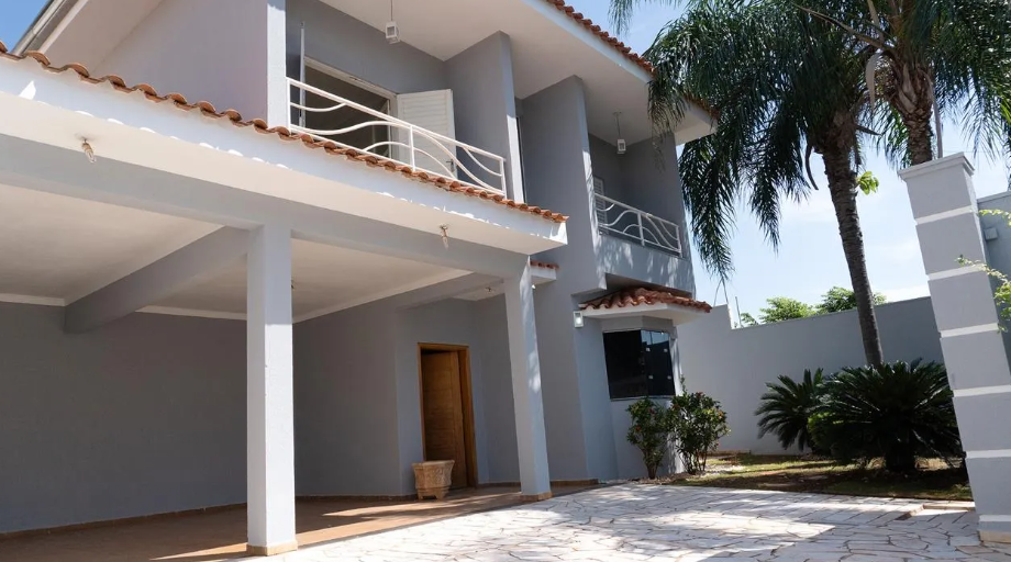 Casa à venda com 3 quartos, 282m² - Foto 5