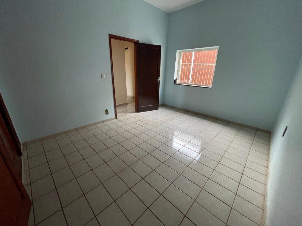Casa à venda com 4 quartos, 177m² - Foto 12