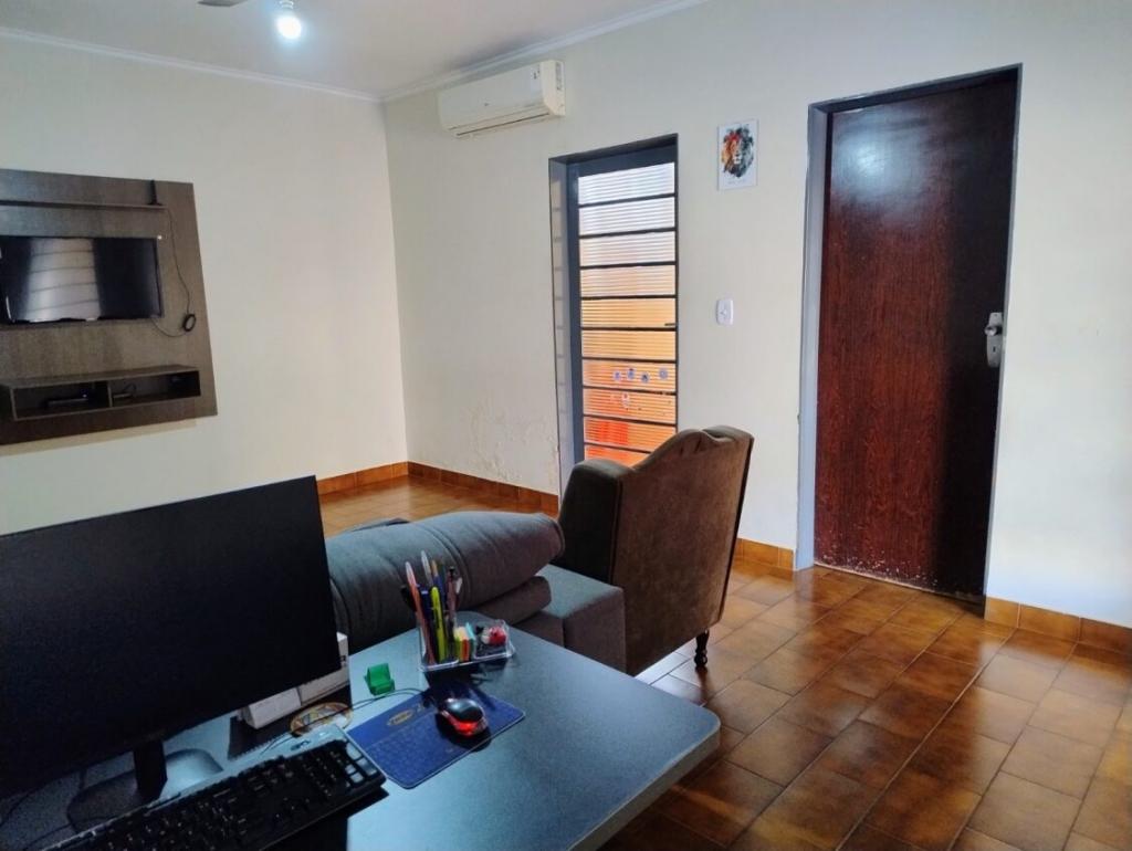 Casa, 3 quartos, 166 m² - Foto 1