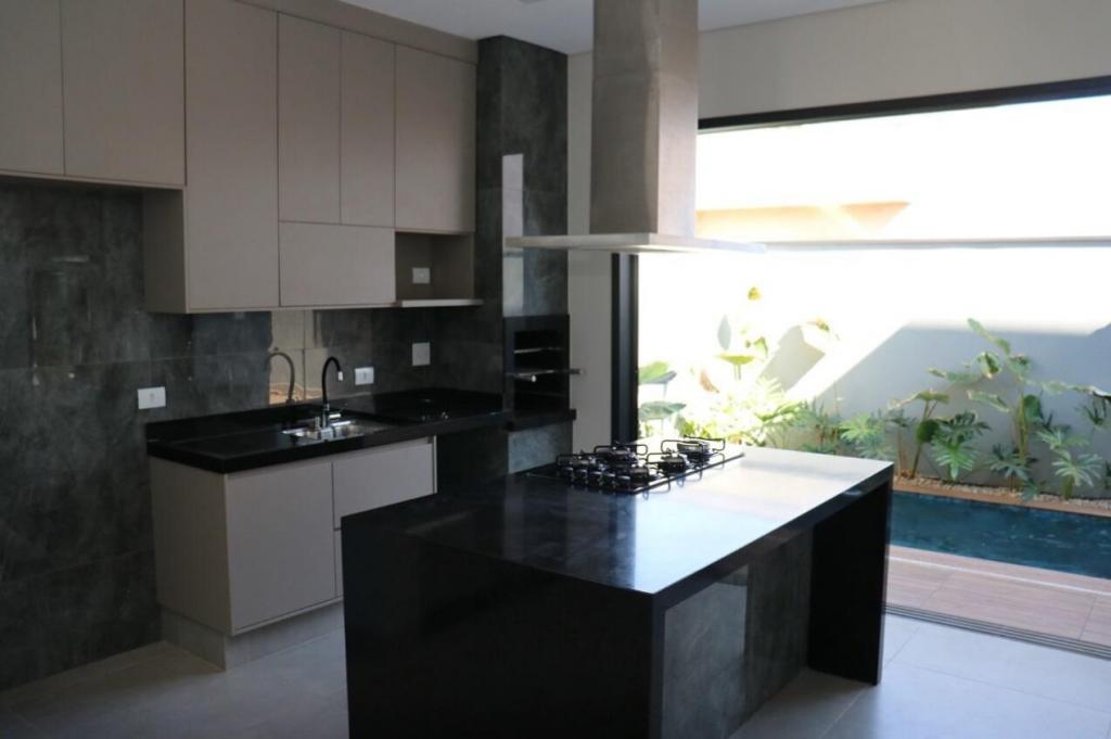 Casa de Condomínio à venda com 3 quartos, 164m² - Foto 1