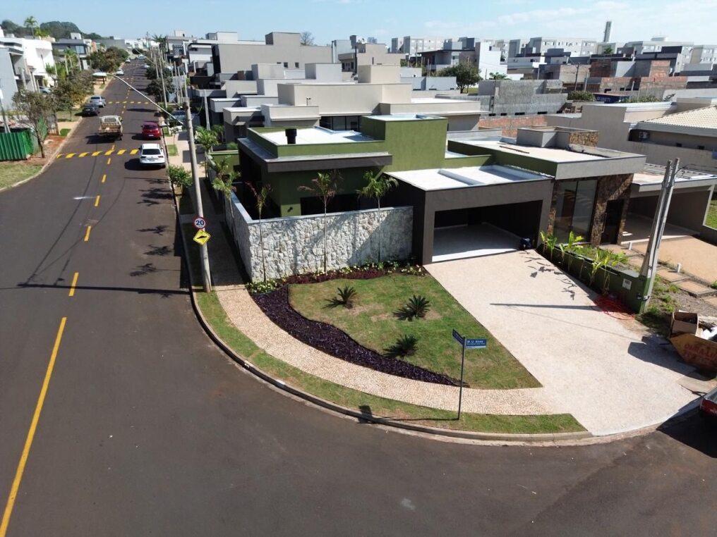 Casa de Condomínio à venda com 3 quartos, 175m² - Foto 1