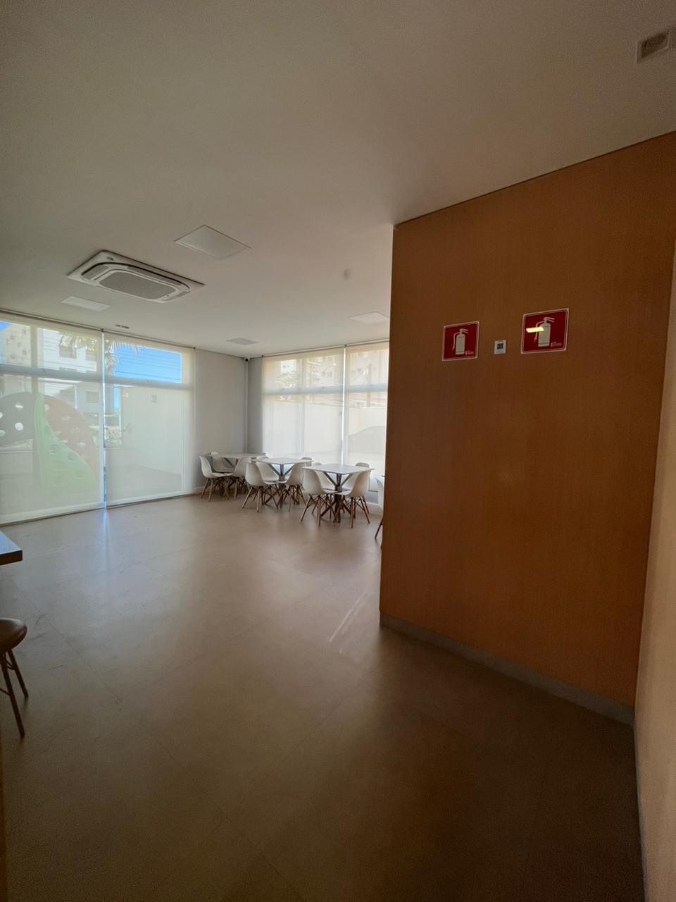 Apartamento à venda com 2 quartos, 57m² - Foto 3