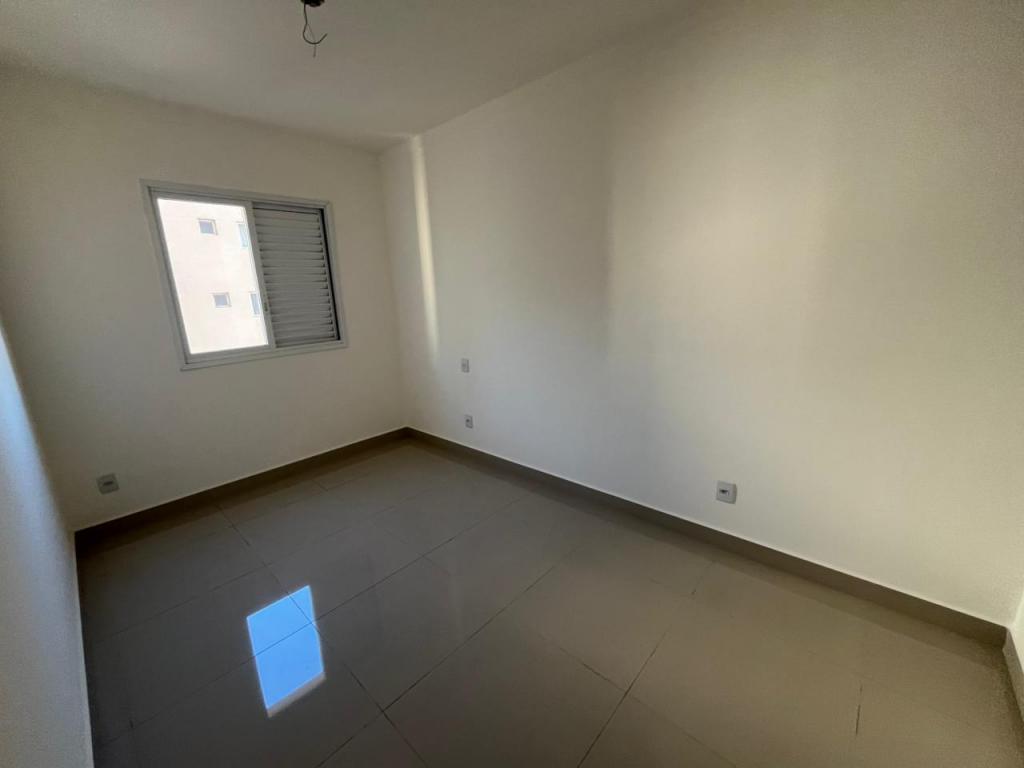 Apartamento à venda com 2 quartos, 57m² - Foto 14