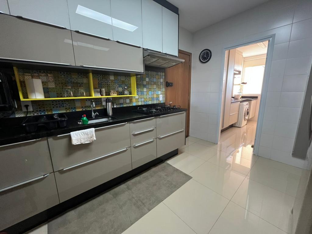 Apartamento à venda com 3 quartos, 149m² - Foto 10